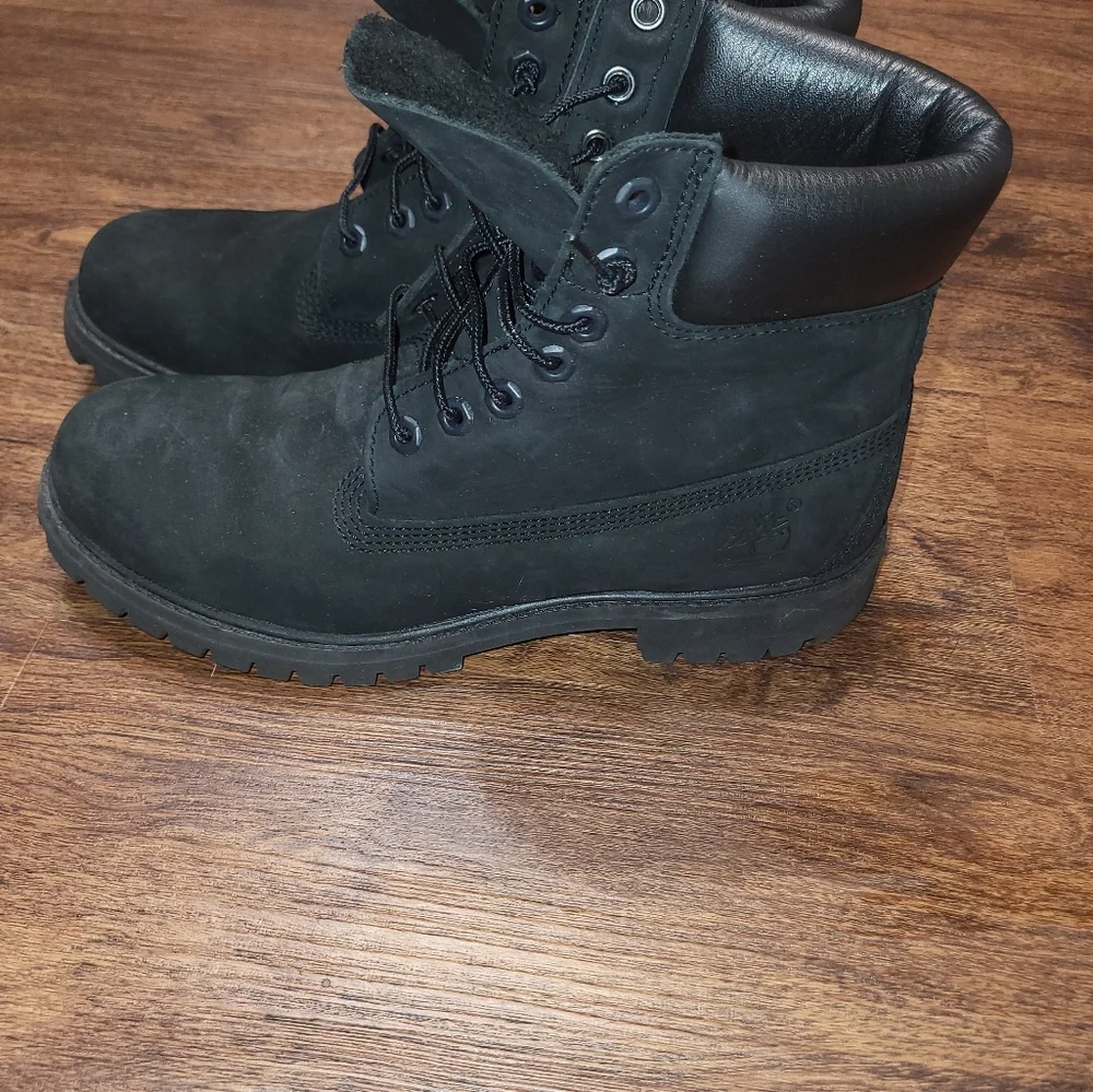 Black Leather Timberland 6-inch Waterproof Boots US Size 8.5 Medium Fit - Picture 2 of 6